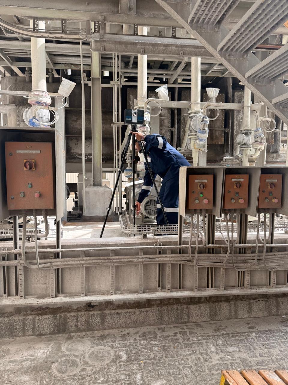 Wide-angle scanner deployment — plant infrastructure